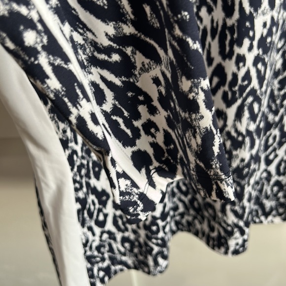 TAIL White Label - Long Sleeve - UPF 50 - size Large - Picture 5 of 9